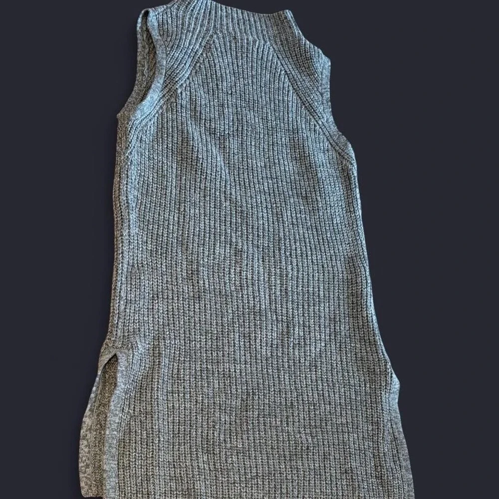 Toad&Co Merino 100% Merino Wool Ribbed Sweater‎ Vest Gray Size M Preppy Academia